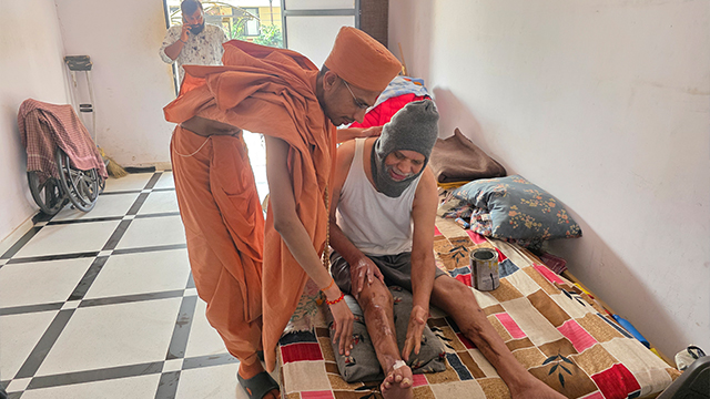 Akhand Swami Ji